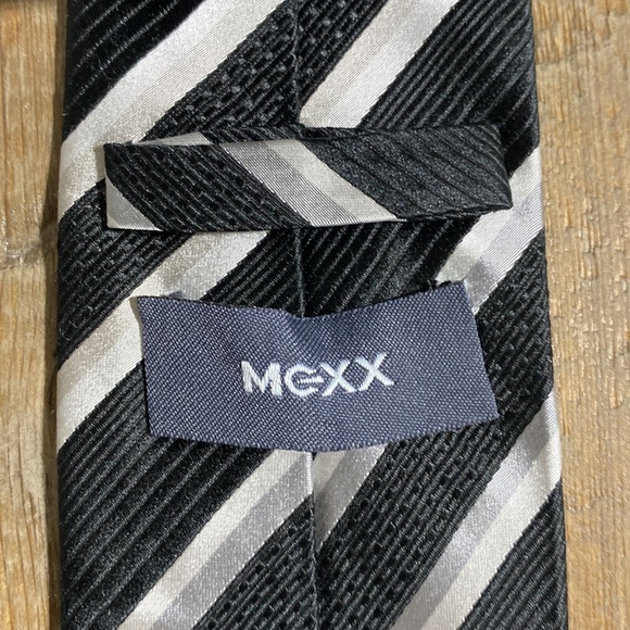 MEXX Tie - Picture 3 of 3
